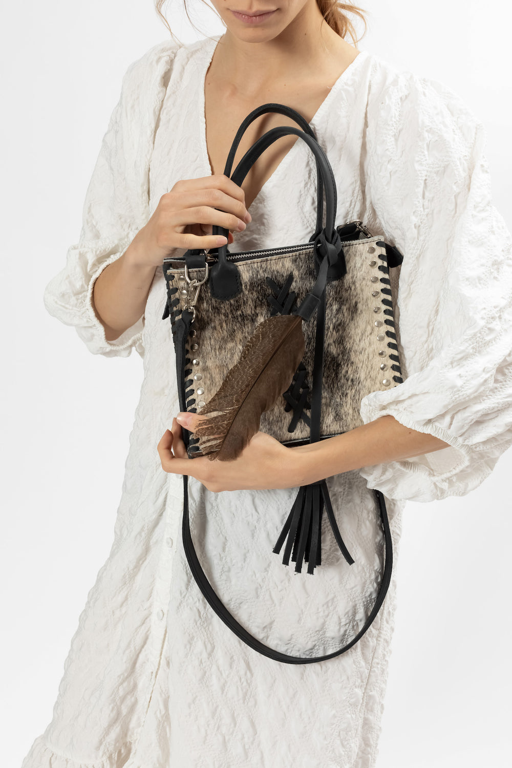 Hand Matters. Petit Feather handbag. Crossbody bag