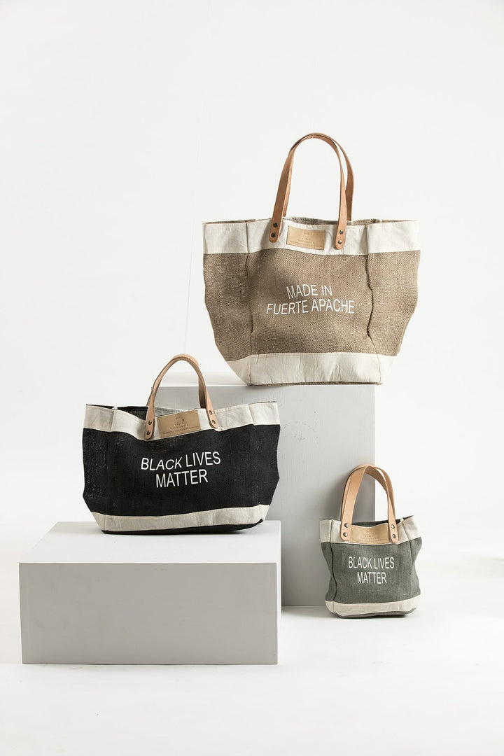 Hand Matters. Tote Bags
